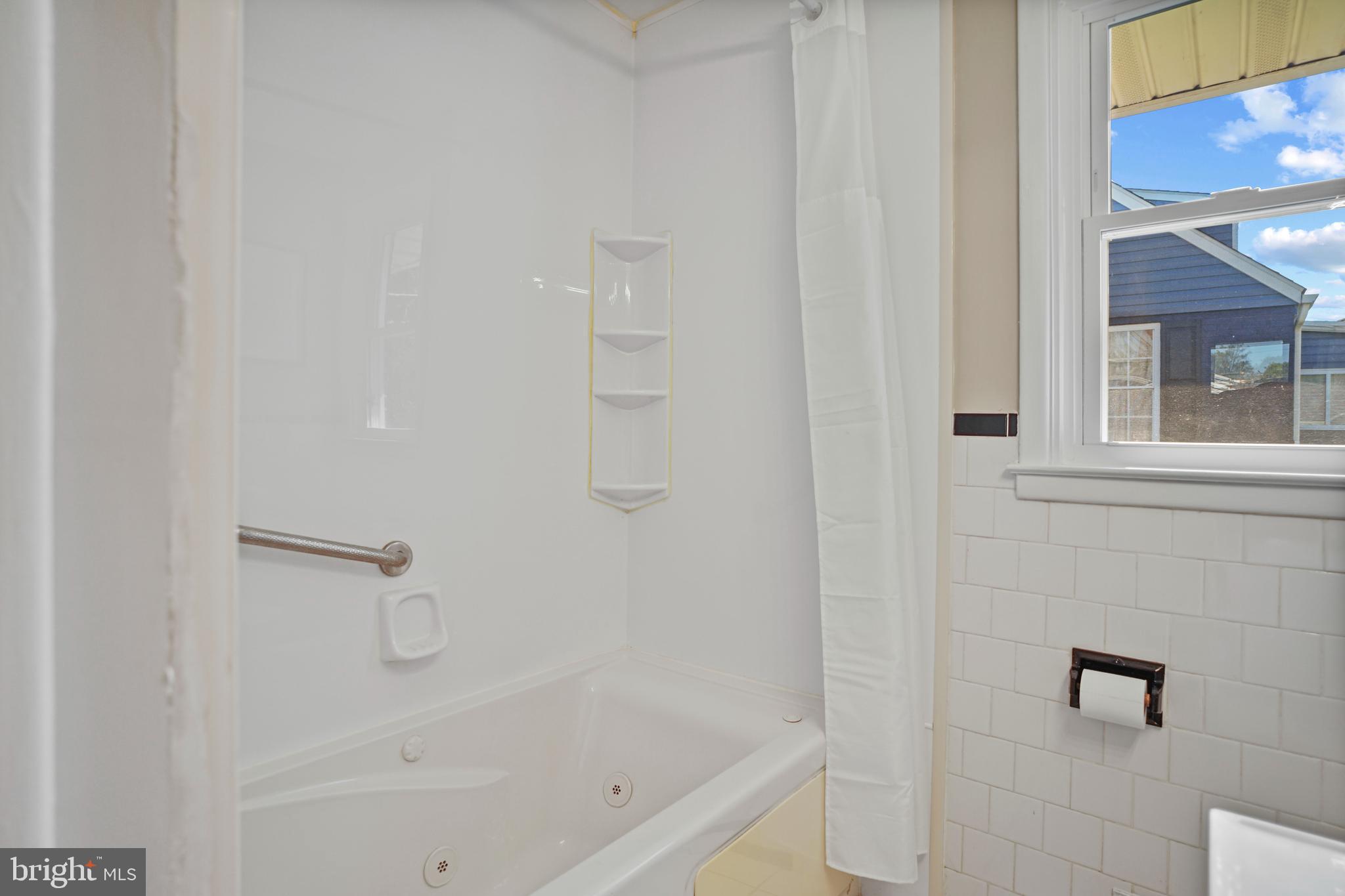 3512 Mayfair Road Baltimore, MD 21207 - Photo 15 of 29