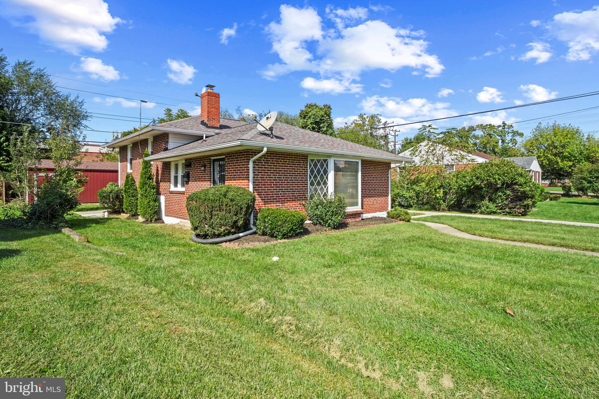 3512 Mayfair Road Baltimore, MD 21207 - Photo 2 of 29