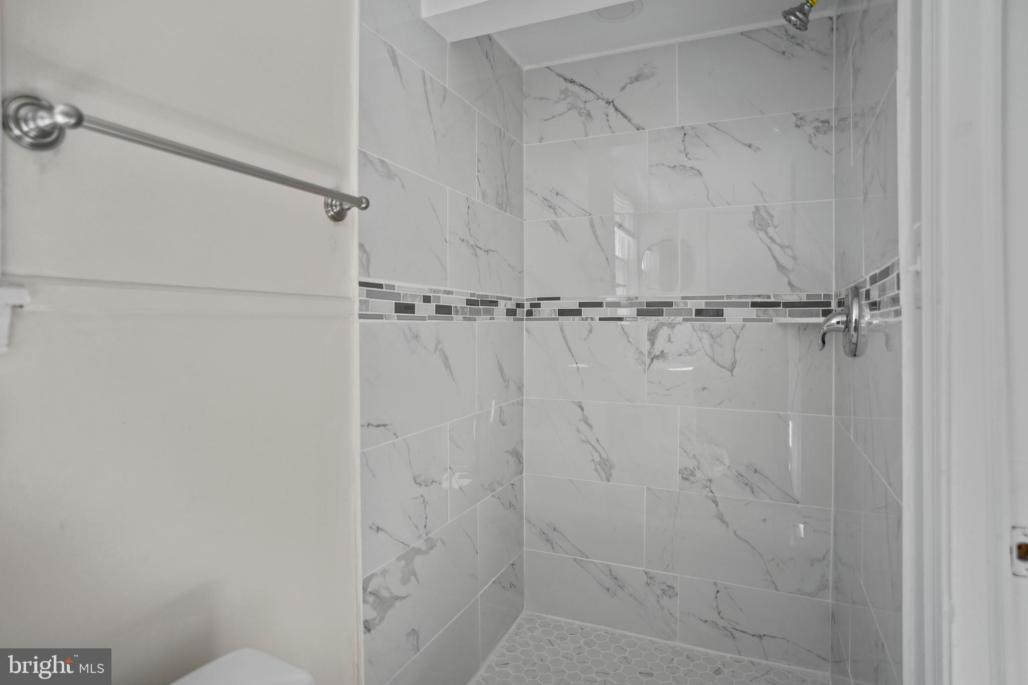 3512 Mayfair Road Baltimore, MD 21207 - Photo 22 of 29 Shower