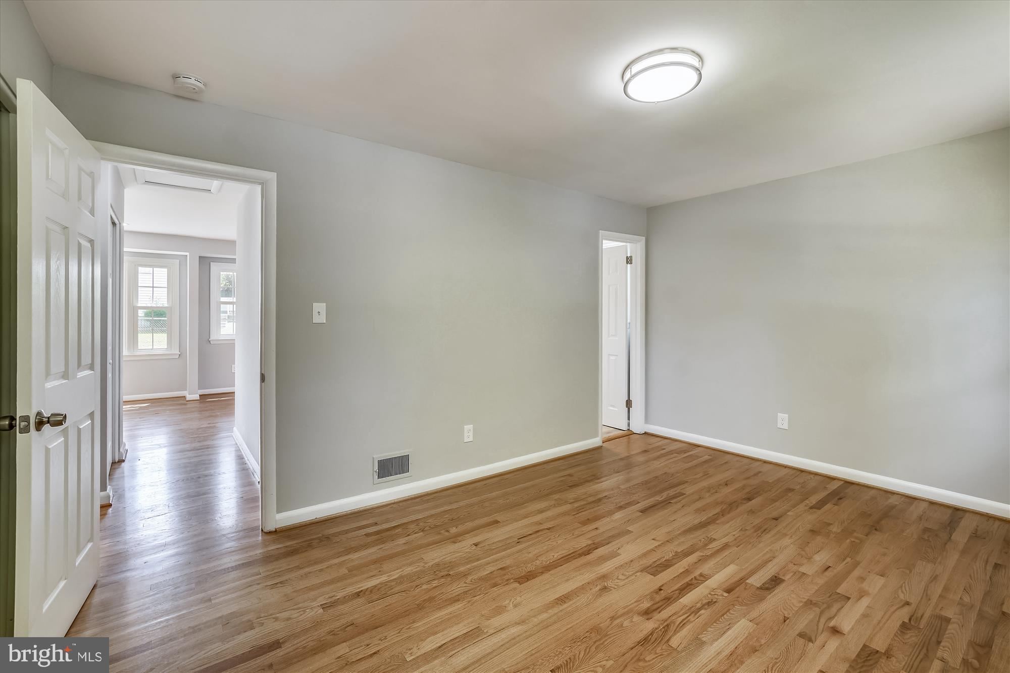 9401 Curran Road Silver Spring, MD 20901 - Photo 34 of 36 Gallery Image 34