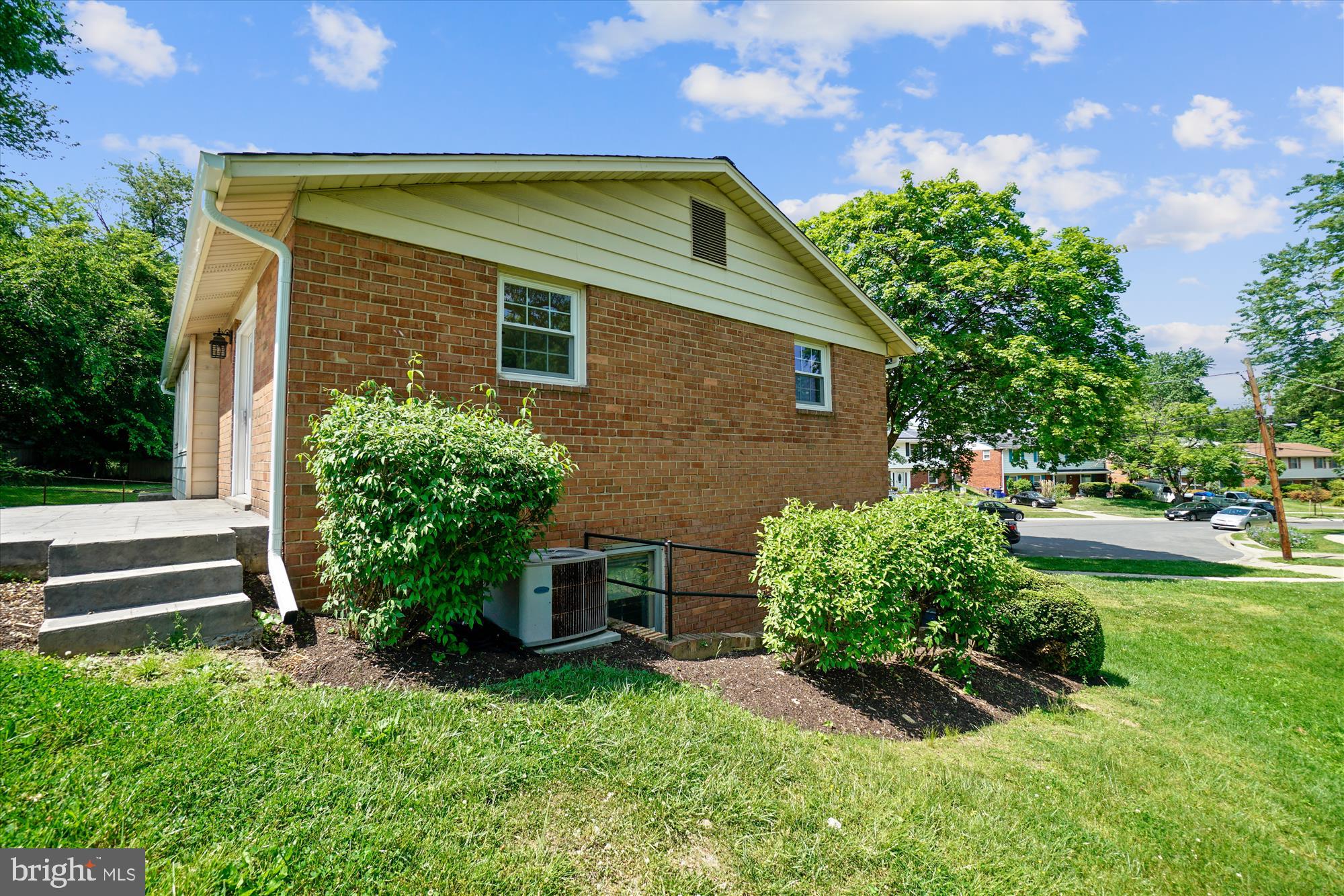 9401 Curran Road Silver Spring, MD 20901 - Photo 6 of 36 Gallery Image 6