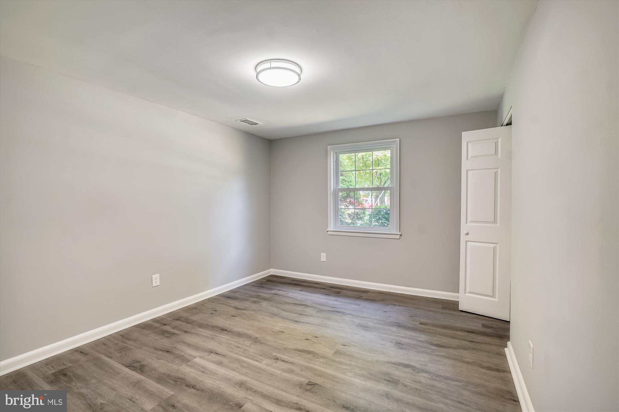 9401 Curran Road Silver Spring, MD 20901 - Photo 9 of 36 Gallery Image 9