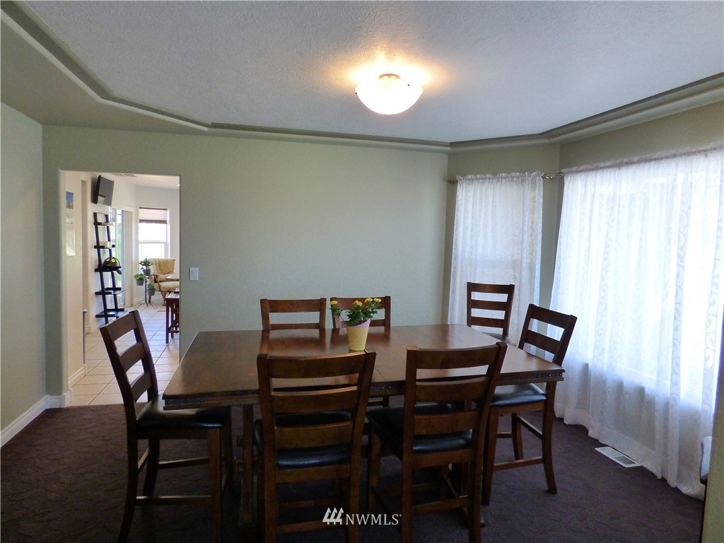 2676 Valley Road Northeast Moses Lake, WA 98837 - Photo 9 of 25 Gallery Image 9