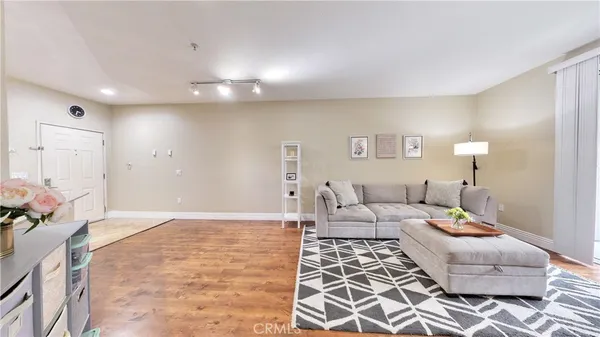 $580,000 | 2108 Scholarship, Irvine, CA 92612