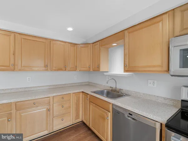 $3,200 | 3827 Gawayne Terrace, Silver Spring, MD 20906
