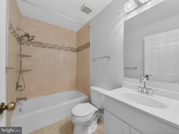$3,200 | 3827 Gawayne Terrace, Silver Spring, MD 20906