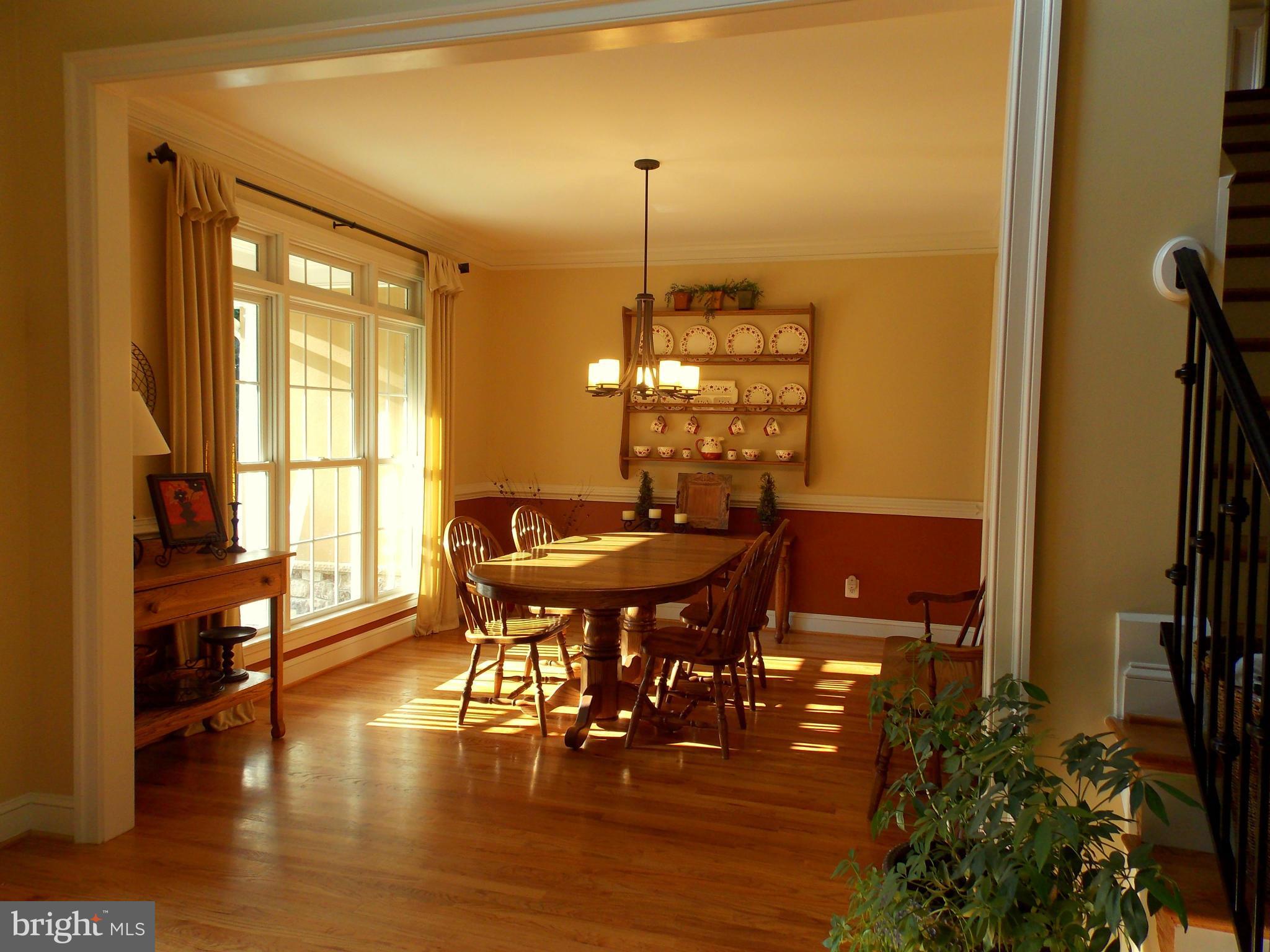 9587 Ada Road Marshall, VA 20115 - Photo 15 of 30 Spacious Dining Room with Chair Railing