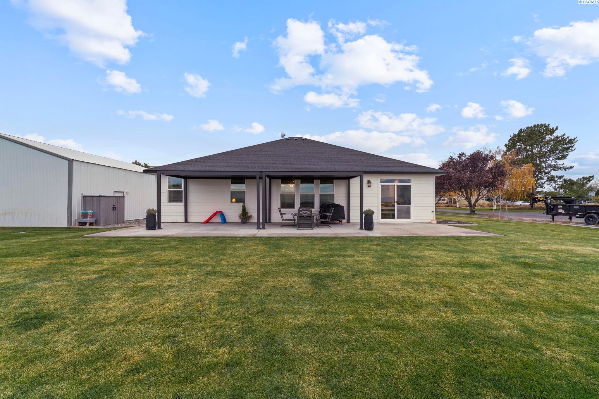 28006 East Ruppert Road Benton City, WA 99320 - Photo 42 of 49 Gallery Image 42