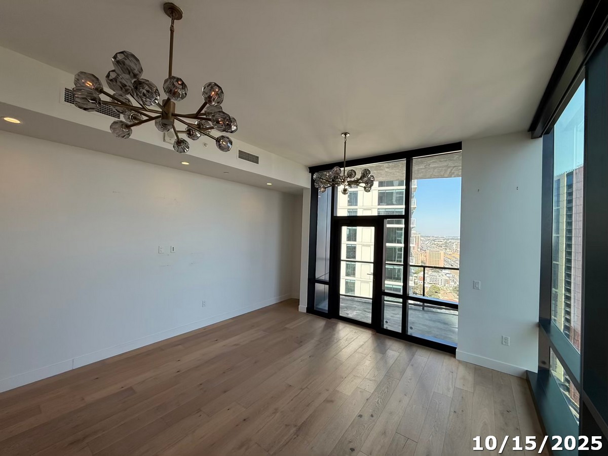 70 Rainey Street, Unit 2907 Austin, TX 78701 - Photo 5 of 15 a view of a room with window and hardwood floor