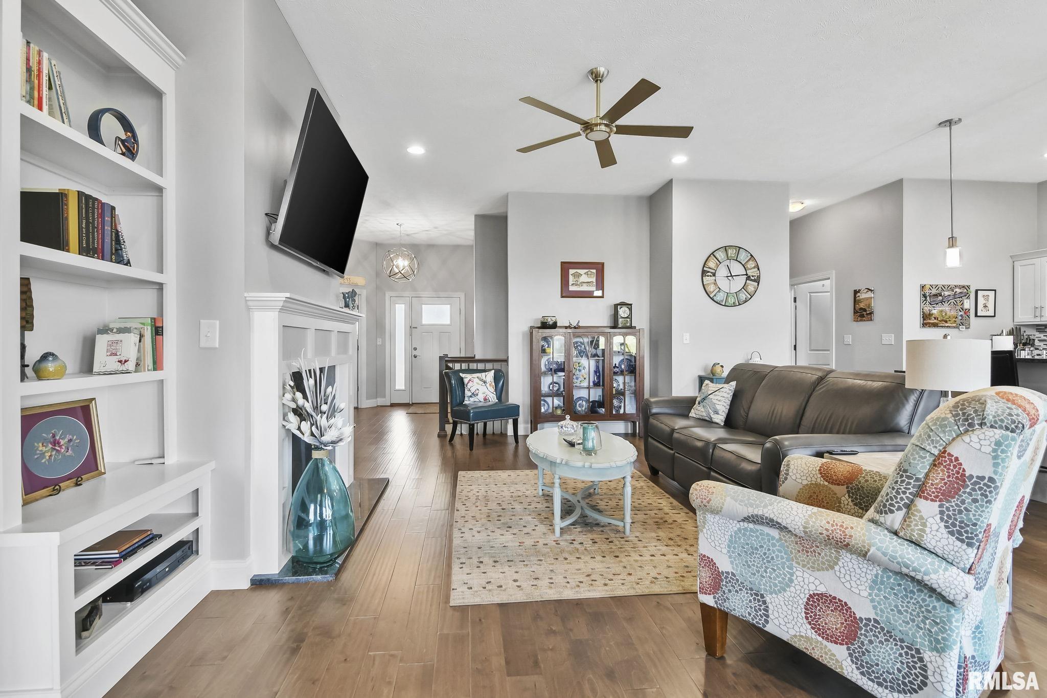 3207 Lakemere Drive Springfield, IL 62711 - Photo 8 of 37