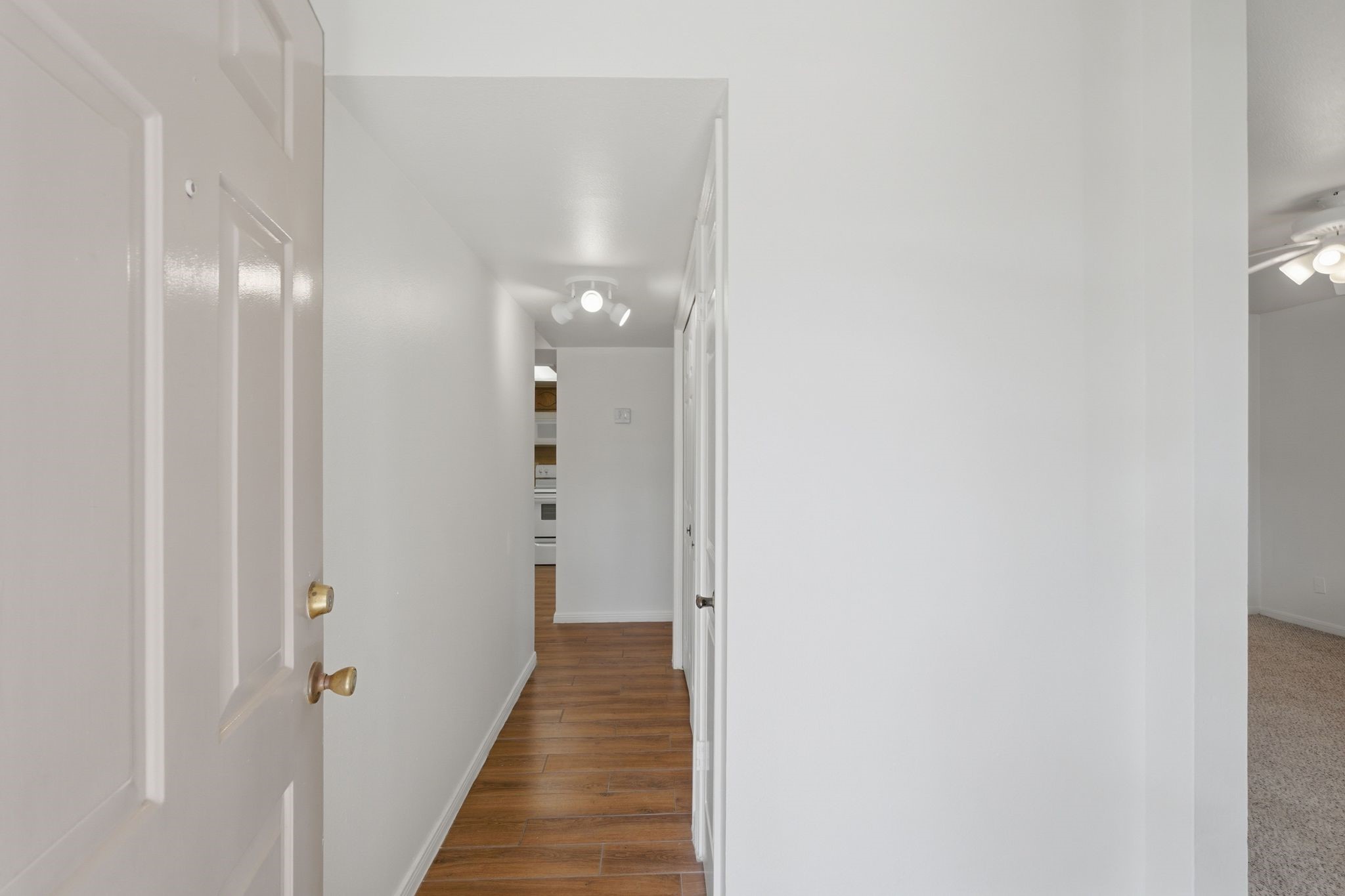 16949 Castleton Farms Road, Unit 44 Spring, TX 77379 - Photo 5 of 30 Your In-House utility room is just off your entry hallway, and living room to the right!