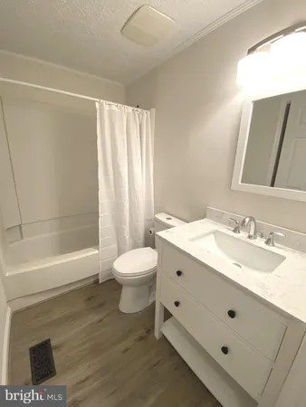 $1,950 | 611 Yorktown Boulevard, Locust Grove, VA 22508