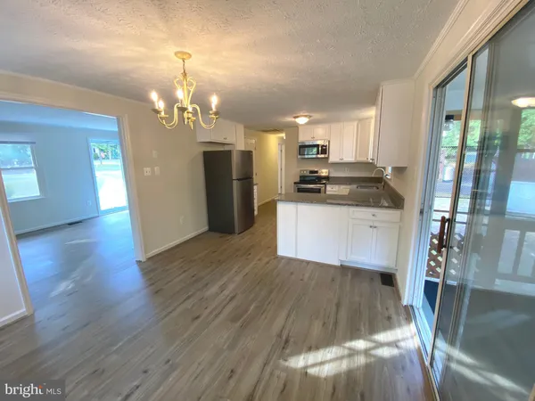 $1,950 | 611 Yorktown Boulevard, Locust Grove, VA 22508