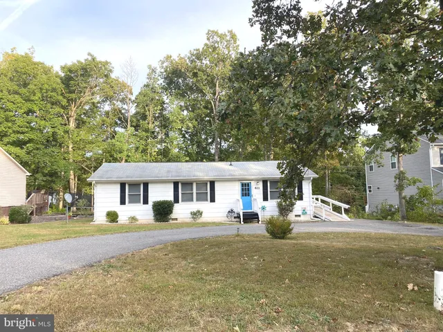 $1,950 | 611 Yorktown Boulevard, Locust Grove, VA 22508