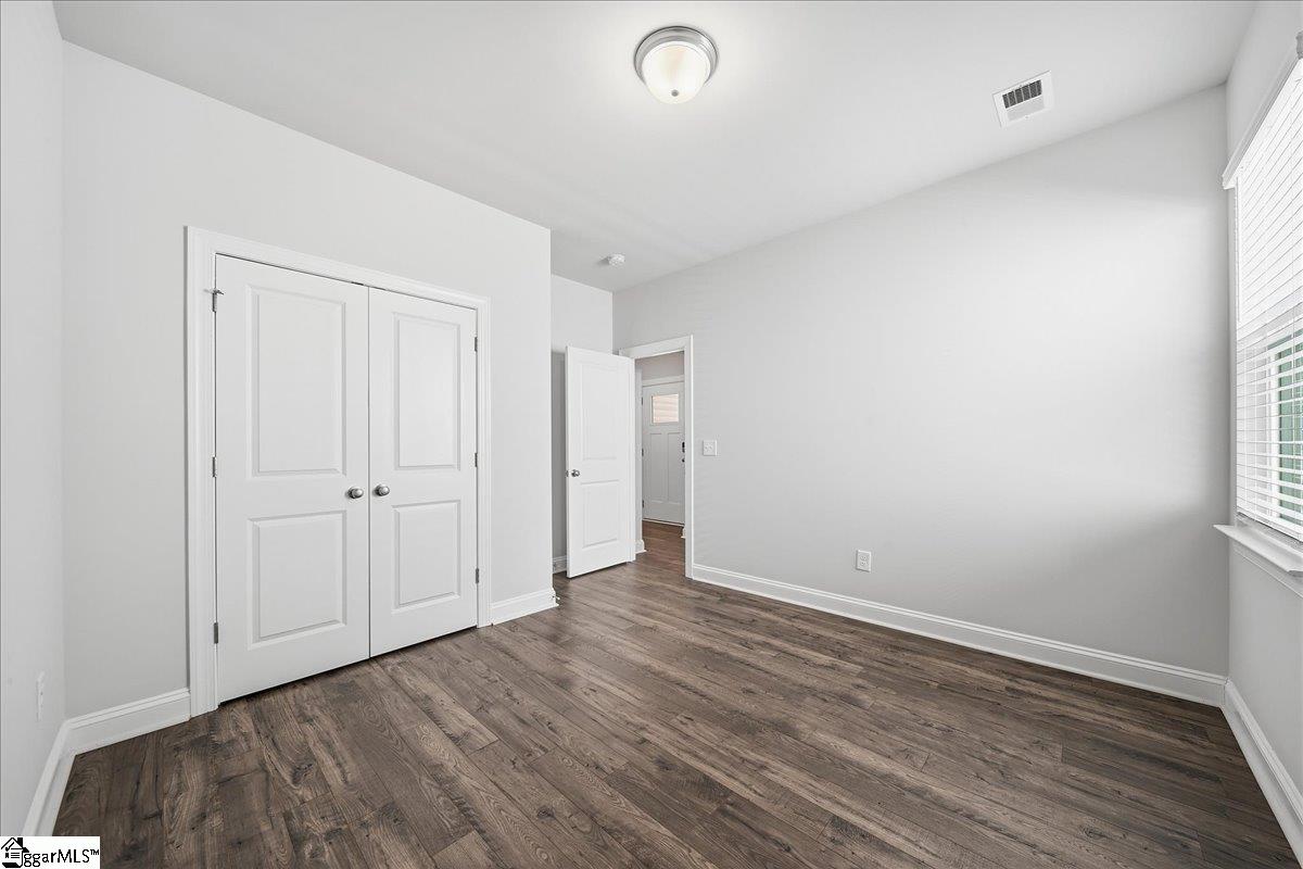 504 Clearbrook Court Greer, SC 29651 - Photo 8 of 29