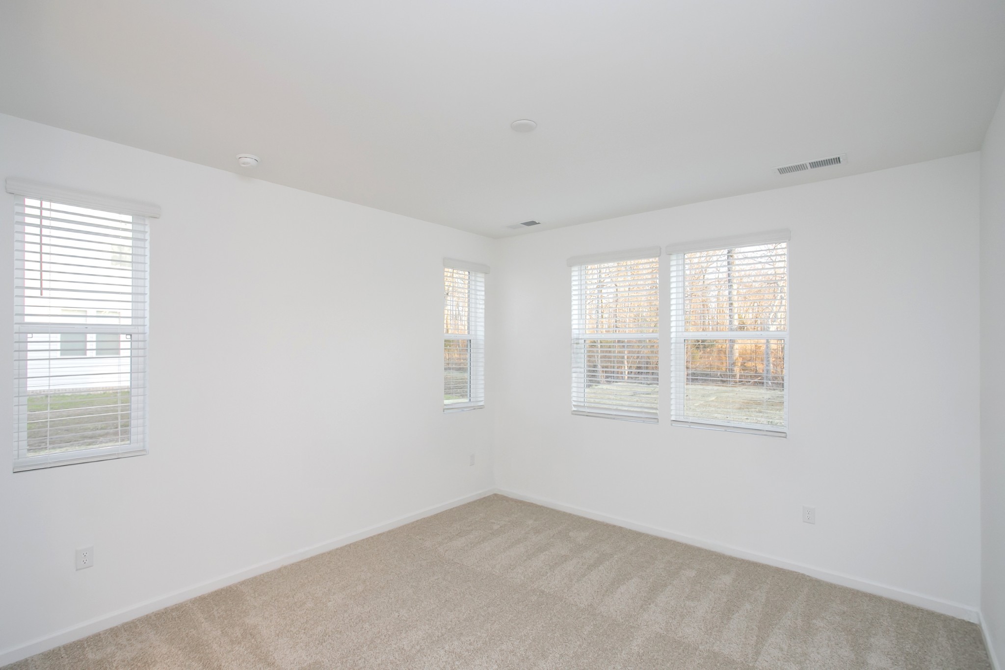 306 Hickory Pointe Drive Dickson, TN 37055 - Photo 29 of 36 an empty room with a window