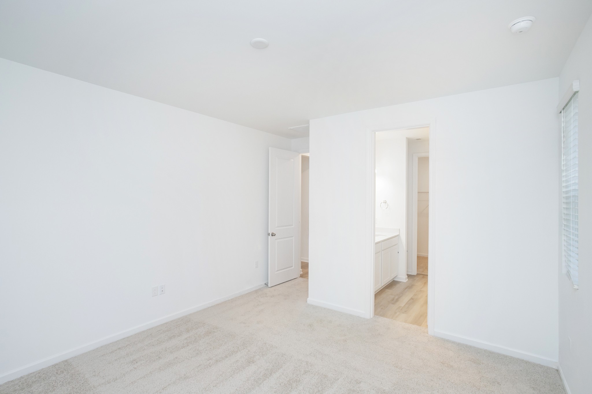 306 Hickory Pointe Drive Dickson, TN 37055 - Photo 31 of 36 a view of an empty room