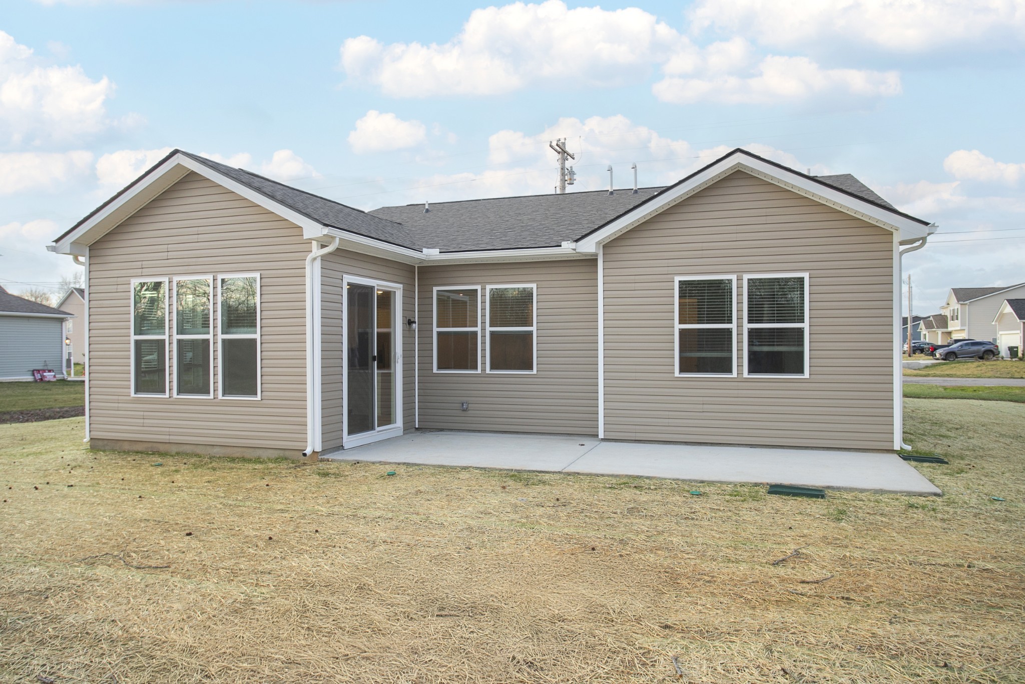 306 Hickory Pointe Drive Dickson, TN 37055 - Photo 7 of 36 a view of front house with yard