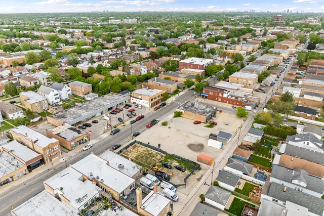 $350,000 | 5921 West Lawrence Avenue, Chicago, IL 60630