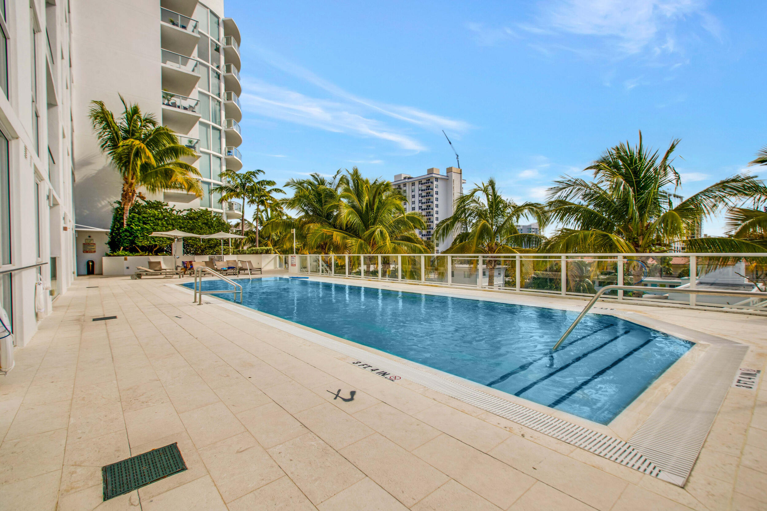 401 North Birch Road, Unit TH3 Fort Lauderdale, FL 33304 - Photo 36 of 49 a view of swimming pool