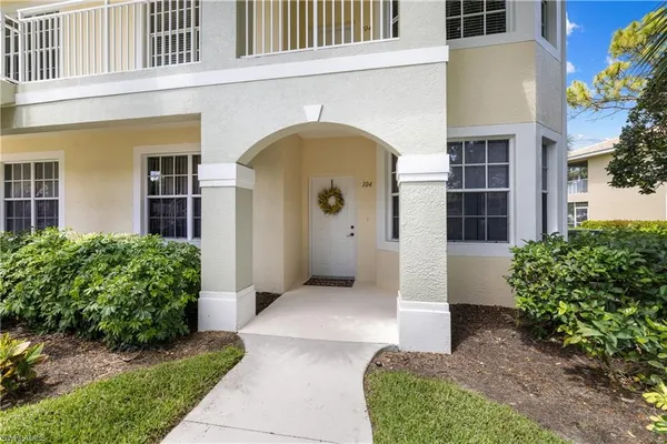 $7,500 | 2295 Carrington Court, Unit 1104, Naples, FL 34109