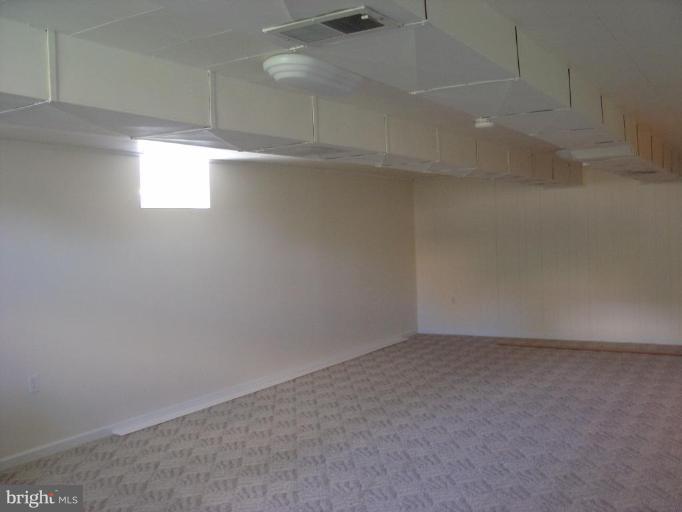 18802 Rolling Road Hagerstown, MD 21742 - Photo 20 of 26 Family Room #2