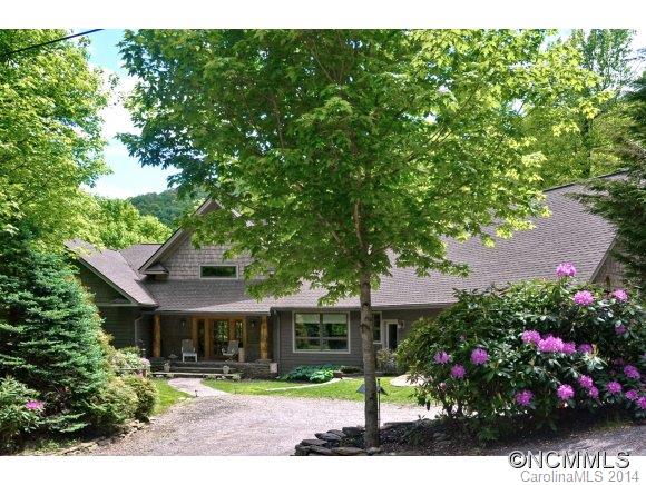 515 Flying Hawk Road Waynesville, NC 28786 - Photo 2 of 24