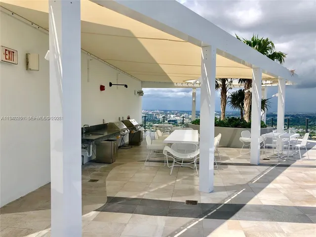 a view of a lake and outdoor space