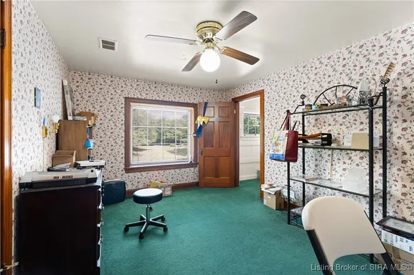 $385,000 | 1302 East 10th Street, Jeffersonville, IN 47130