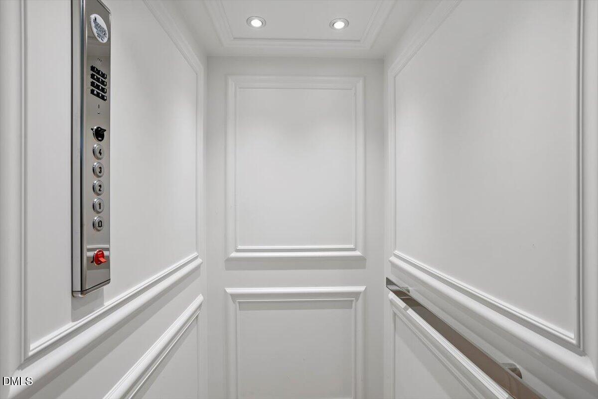 206 Dundas Lane Raleigh, NC 27603 - Photo 14 of 30 a view of closet