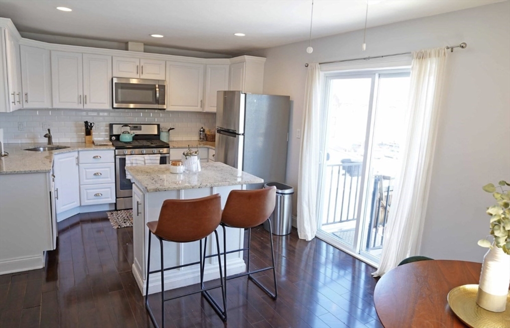 104 H Street, Unit 2 Boston, MA 02127 - Photo 1 of 9