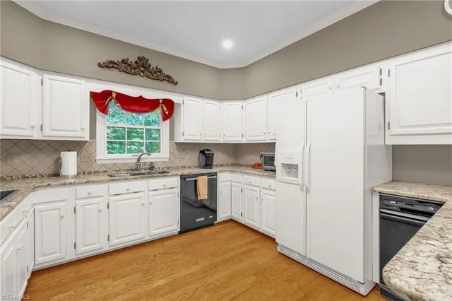 $500,000 | 3659 Cherry Hill Drive, Greensboro, NC 27410