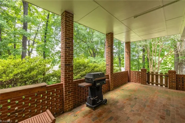$500,000 | 3659 Cherry Hill Drive, Greensboro, NC 27410