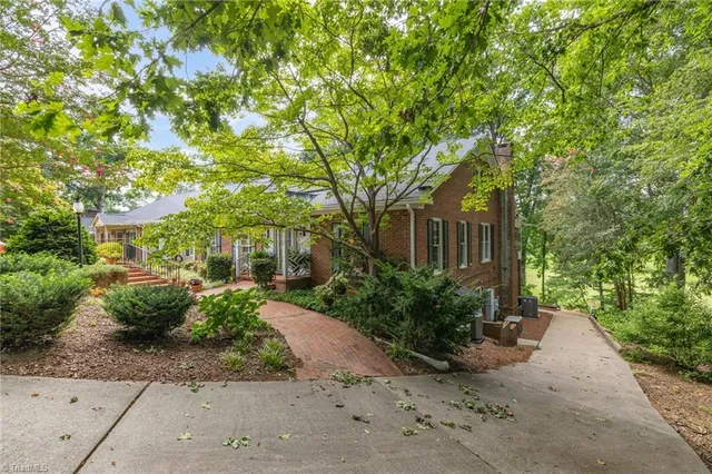 $500,000 | 3659 Cherry Hill Drive, Greensboro, NC 27410