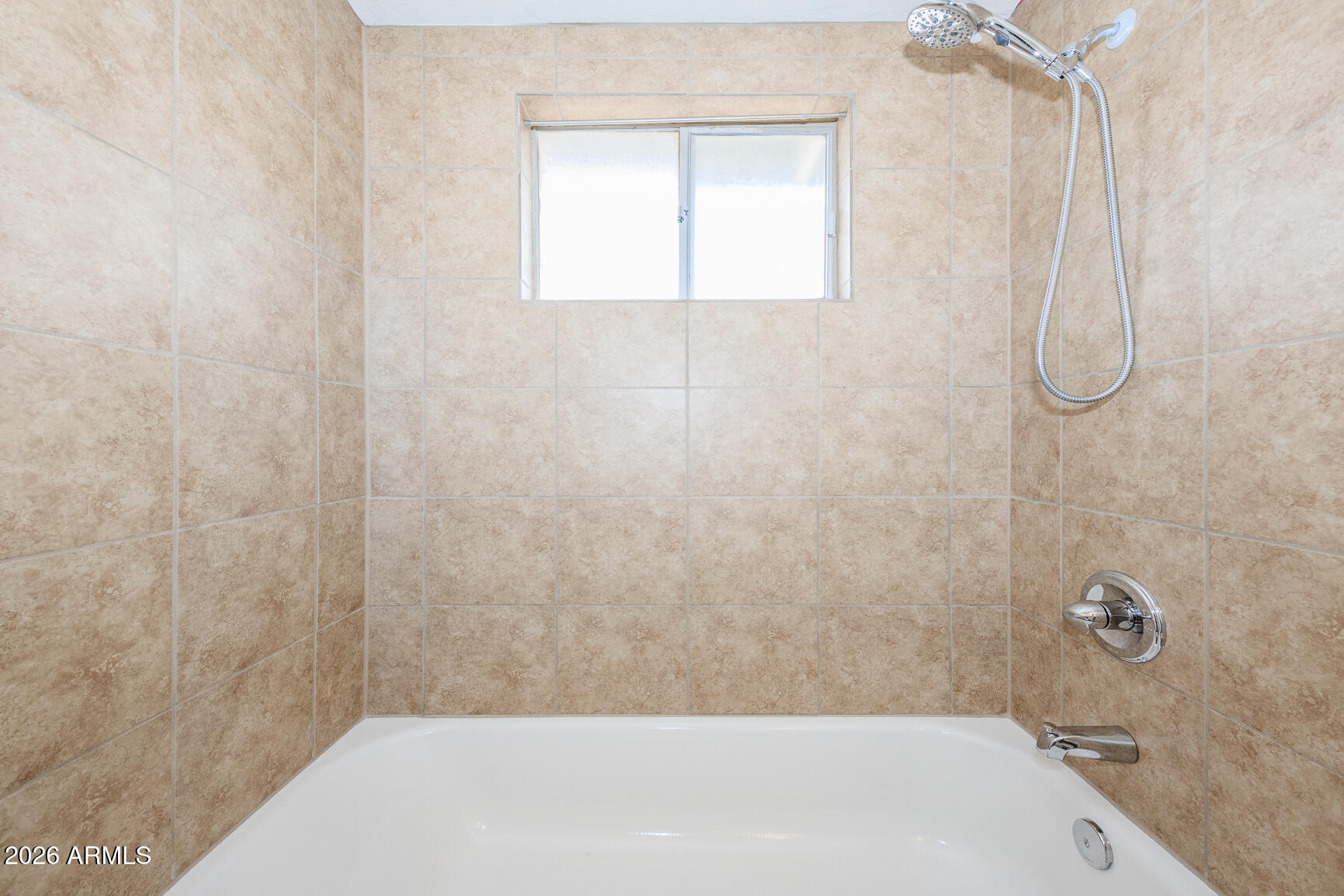 310 2nd Street Huachuca City, AZ 85616 - Photo 23 of 43 a bathroom with a bathtub