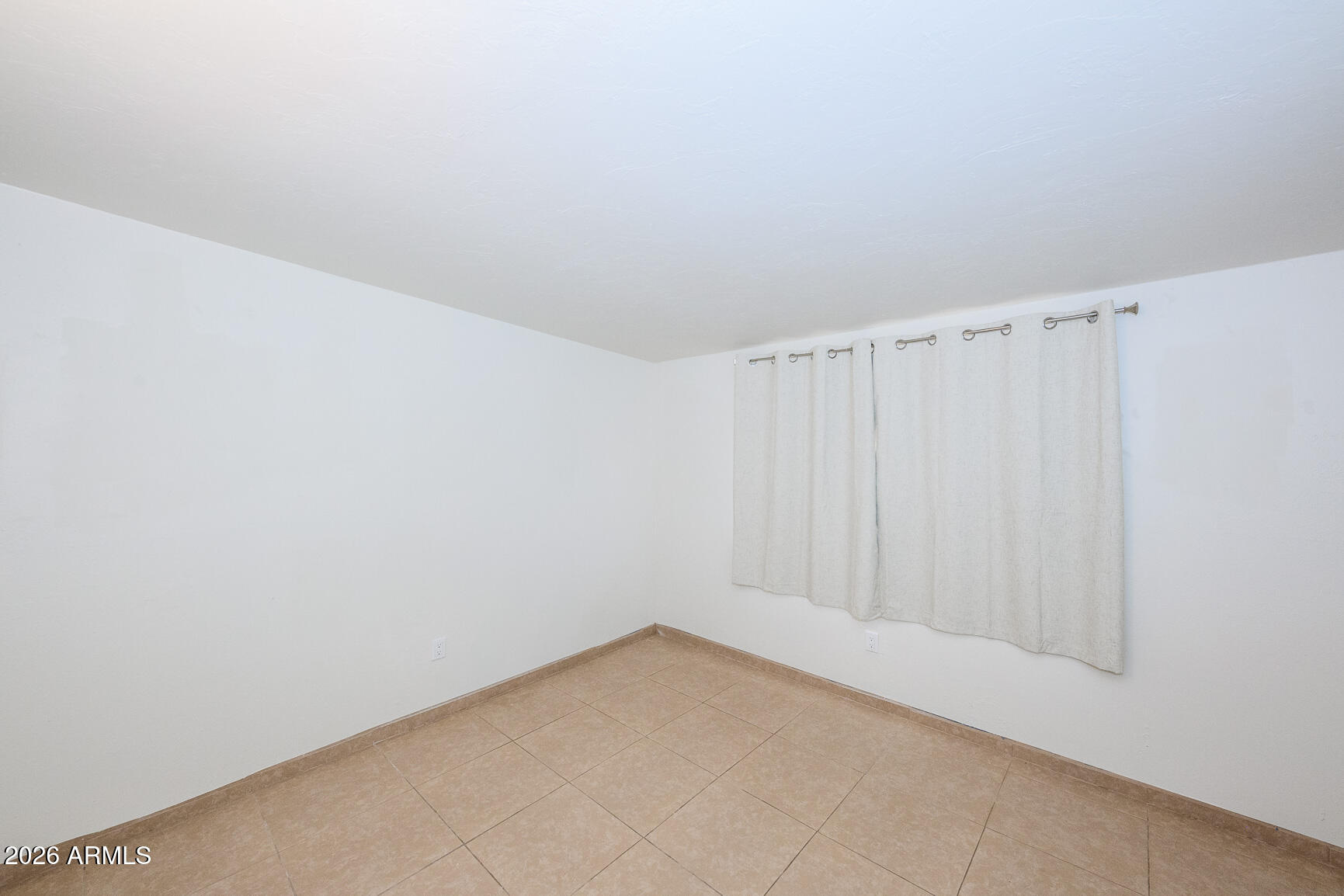 310 2nd Street Huachuca City, AZ 85616 - Photo 27 of 43 a view of an empty room