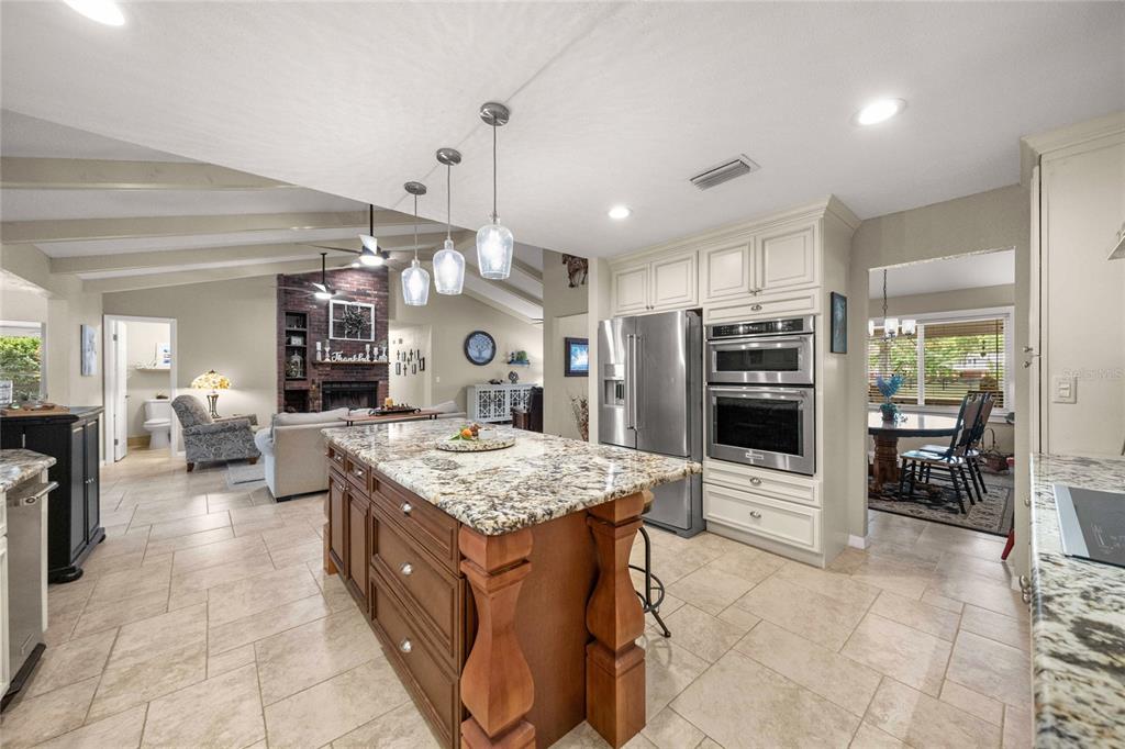 9525 Southwest 72nd Court Ocala, FL 34476 - Photo 11 of 72