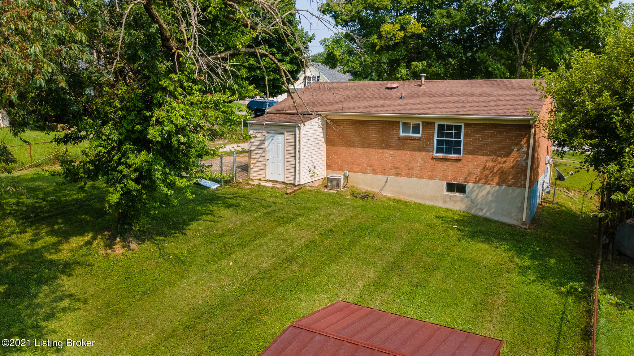 10204 Rod N Reel Road Louisville, KY 40229 - Photo 18 of 25 10204 Rod N Reel Rd