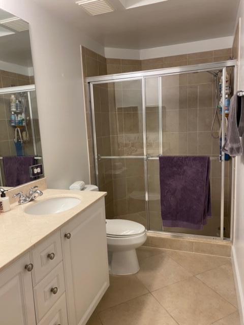 2204 Renaissance Way, Unit 204 Boynton Beach, FL 33426 - Photo 12 of 23 Bathroom 1.2