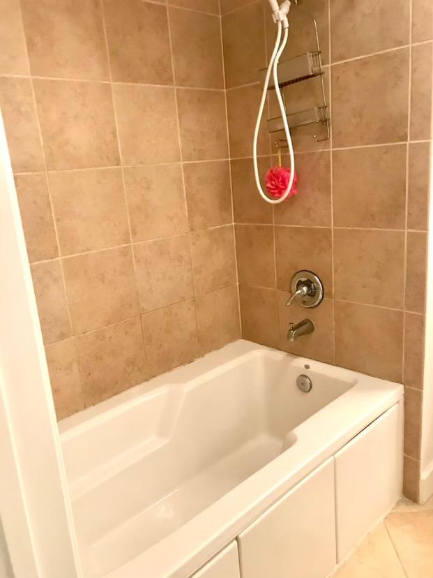 2204 Renaissance Way, Unit 204 Boynton Beach, FL 33426 - Photo 17 of 23 Bathroom 2.1