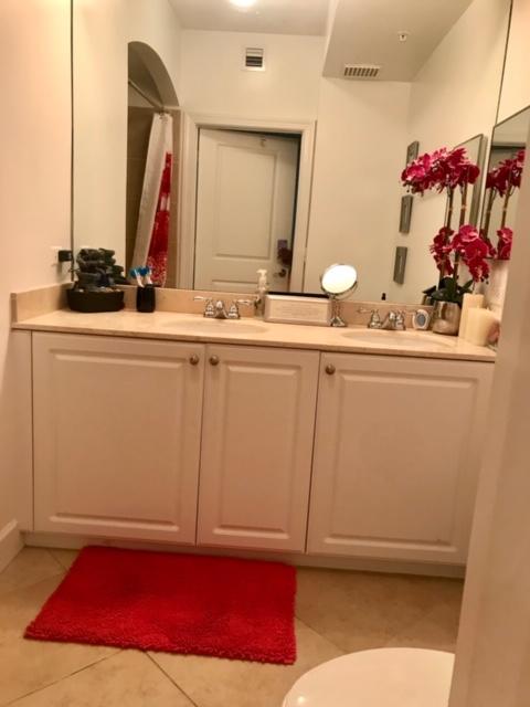 2204 Renaissance Way, Unit 204 Boynton Beach, FL 33426 - Photo 19 of 23 Bathroom 2