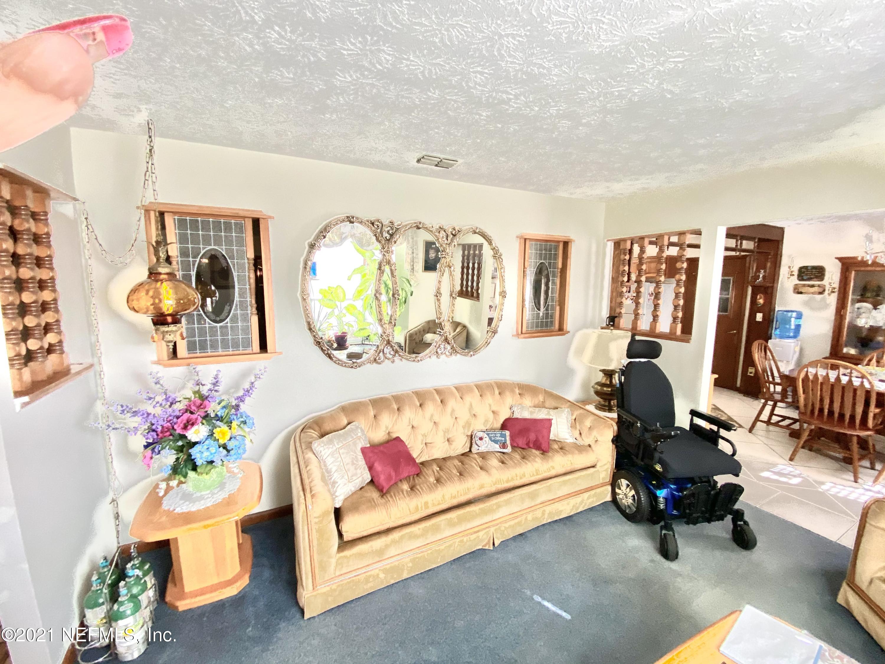 10981 Cisco Gardens Road North Jacksonville, FL 32219 - Photo 17 of 53 FAMILY ROOM