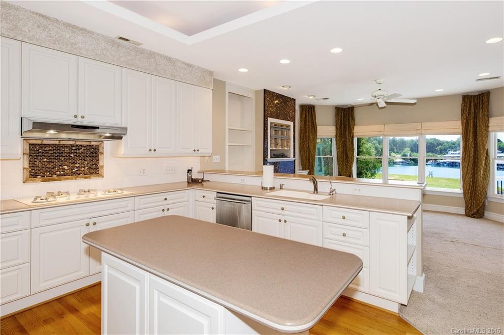 16116 Woolwine Road Charlotte, NC 28278 - Photo 12 of 24 Gallery Image 12