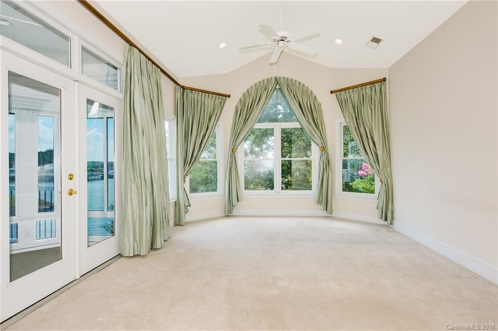 16116 Woolwine Road Charlotte, NC 28278 - Photo 14 of 24 Gallery Image 14