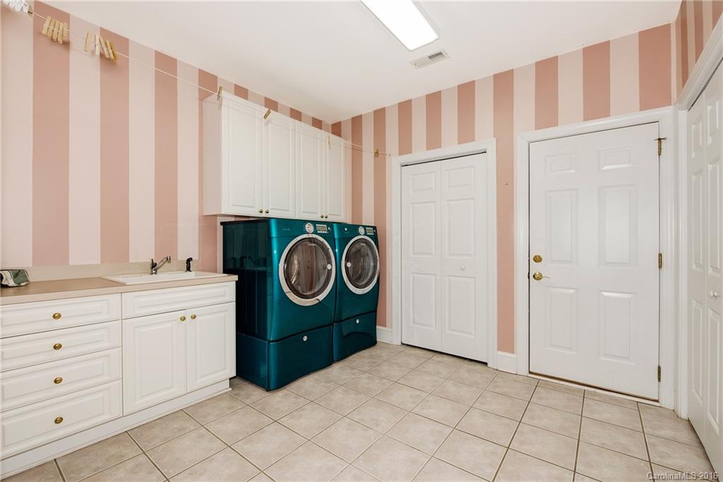 16116 Woolwine Road Charlotte, NC 28278 - Photo 20 of 24 Gallery Image 20