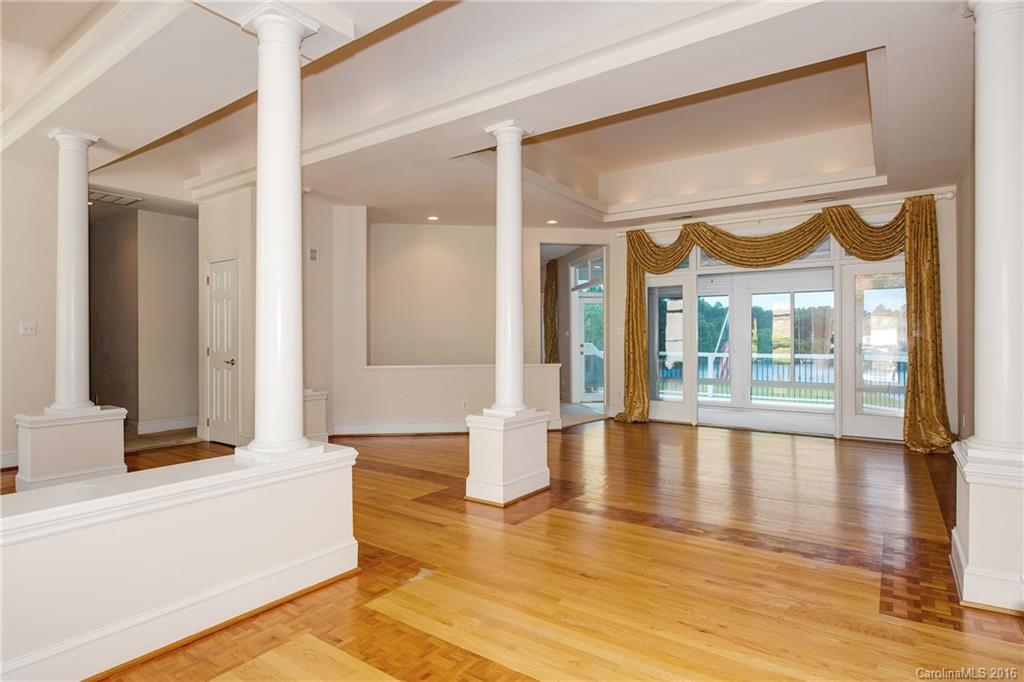 16116 Woolwine Road Charlotte, NC 28278 - Photo 7 of 24 Gallery Image 7
