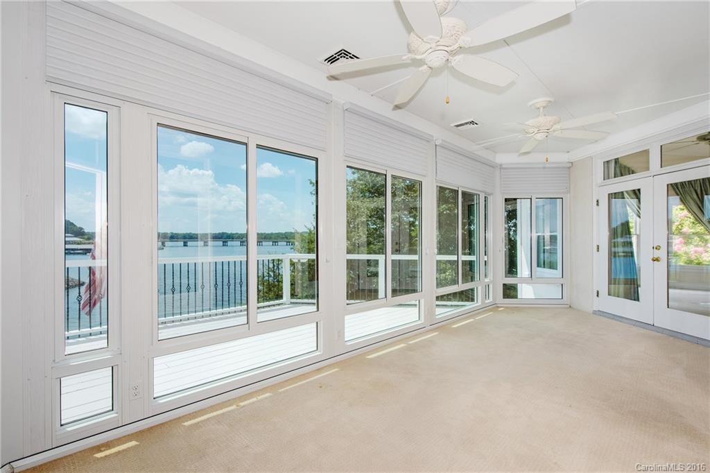 16116 Woolwine Road Charlotte, NC 28278 - Photo 9 of 24 Gallery Image 9