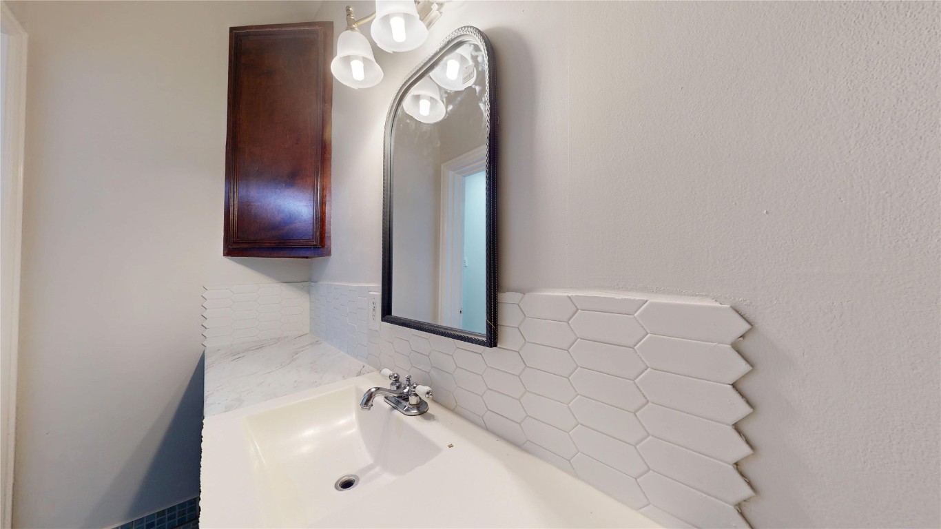 101 Eastgate Street Houston, TX 77012 - Photo 28 of 49