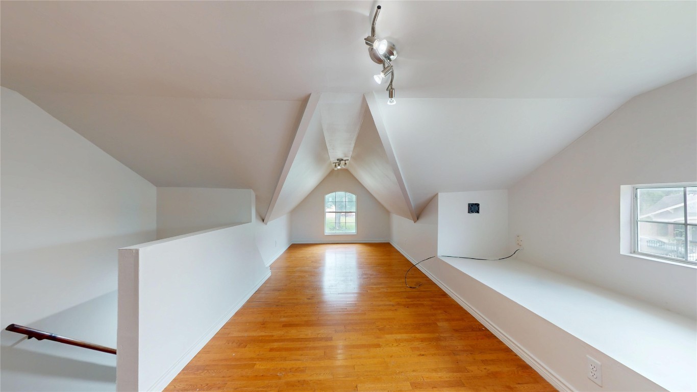 101 Eastgate Street Houston, TX 77012 - Photo 43 of 49