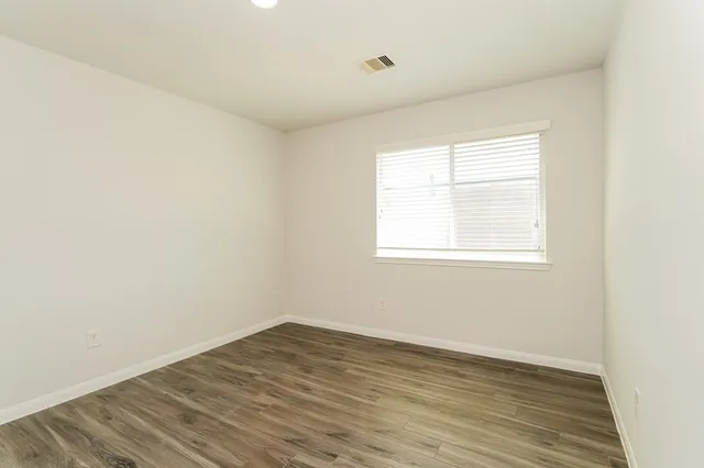 $1,950 | 5558 Latta Plantation Drive, Katy, TX 77449